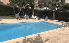 Modern Apartment In Pafos Near The Sea